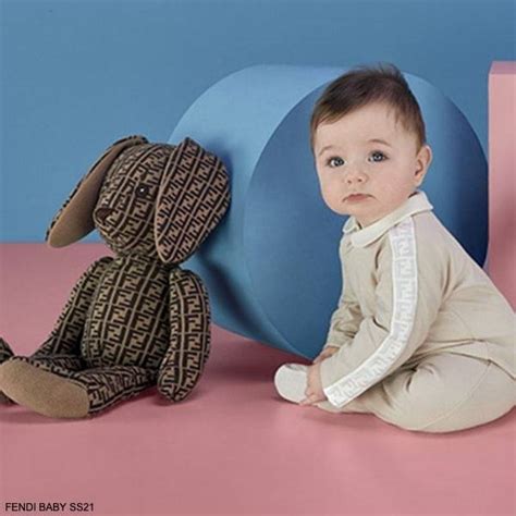 fendi 折扣|Fendi baby accessories.